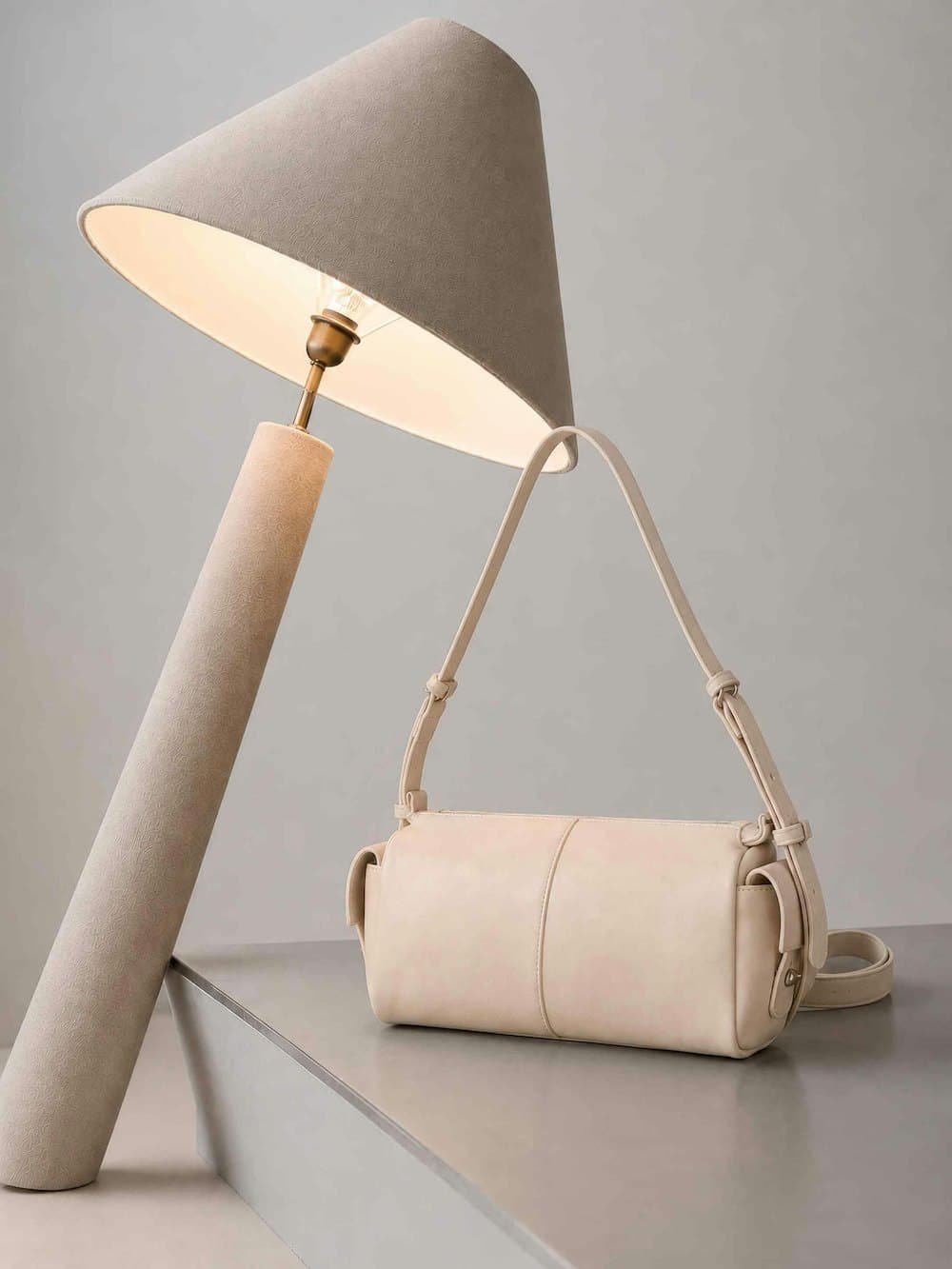 Cream bag product concept